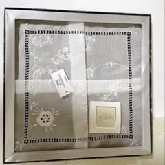 【新品・箱付】ロイヤルコペンハーゲン スワトウ刺繍 テーブルセンター 28cmのサムネイル