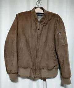 ユニクロ UNIQLO ブルゾン MA-1 フライトジャケット アウター 中綿
