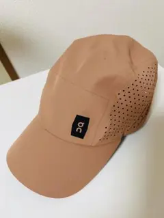 On Lightweight Cap ライト　ウエイト　ランニングキャップ