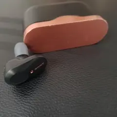 ワイヤレスノイズキャンセリングステレオヘッドセット　WF-1000XM3左耳なし