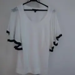 EPoca フリル袖 ホワイト Tシャツ 40のサムネイル