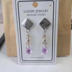 ファッションピアス ダイヤモンド型メタルパーツ