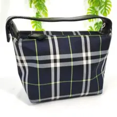 数回使用　バーバリー/ノバチェック/アクセサリーポーチ