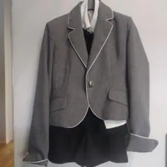 キャサリンコテージ　ガールズぺプラムパンツスーツ 　140 フォーマル