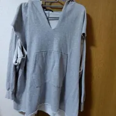 w closet ダメージ加工 フーディー グレーのサムネイル