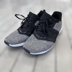 リーボック グレー ランニングシューズ