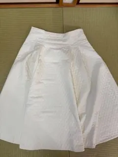 アイボリー キルティング フレアスカート 4L