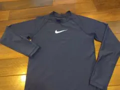 ナイキ 長袖ラッシュガード 150