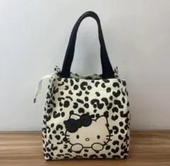 新品未使用　ハローキティ　トートバッグ　キャンバスバッグ　豹柄　大容量　多目的