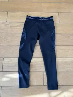 キッズ　スポーツ用レギンス