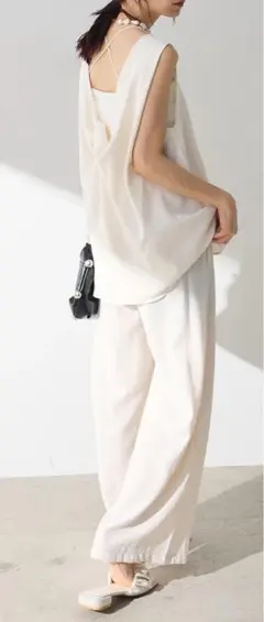 バックリボン　セットアップ　アイボリー