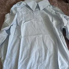 ライトブルー 長袖シャツ ボタン付き