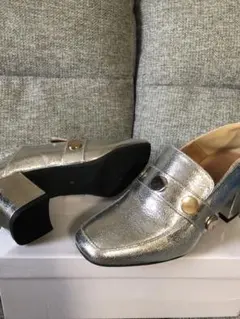 GU シルバーローファー