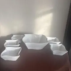 ホワイト波形デザイン 鉢・ボウル 6個セット　大19㌢角、小10㌢角