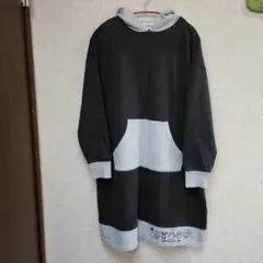 長袖パーカー