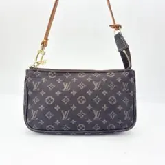 Item thumbnail for item 9134960e-0f04-4d8c-8aee-7a5206936781