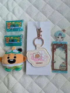 BT21シュキファミマ限定キーホルダー ユンギ