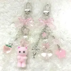【1】ビーズキーホルター　ピンク　y2k 2点 コレクトブック　韓国　猫
