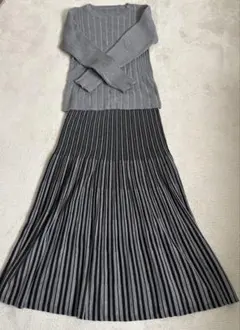 ニットセットアップ　フレアスカート　ニット　グレー　Mサイズ