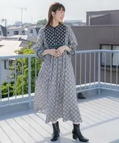 極美品✨　ブラック❤️　サニーレーベル　MIXプリントコットンヨークワンピース