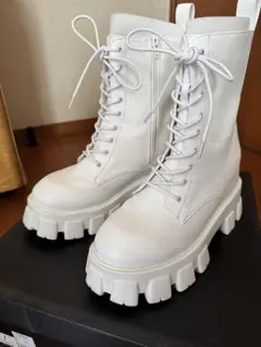 EMODA タンクレースアップブーツ　ホワイトLサイズ
