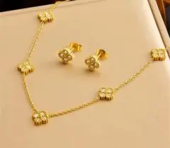 2セット★クローバーゴールド サージカルステンレス ピアスネックレス ラスト1