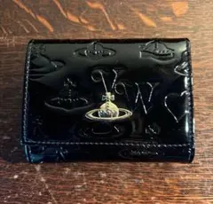 新品未使用 Vivienne Westwood 三つ折り財布 ブラック 銀マーク - メルカリ
