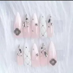 Item thumbnail for item b84ab115-b45b-455b-ad42-f2fa25d025ce