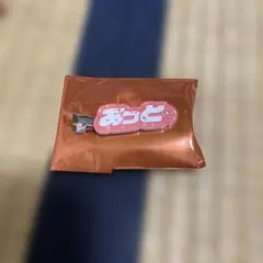 AMPTAK×COLORS ランダムヘアクリップ あっと