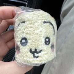 ちいかわ　ガチャガチャ　もこもこポーチ　うさぎ