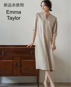 未使用♦Emma Taylor パール釦キーネックワンピースのサムネイル