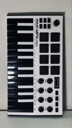AKAI MPK mini MK2 MIDIキーボードのサムネイル