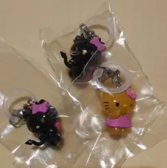 ハローキティ めじるしアクセサリー　　日焼け　小悪魔 3個セット