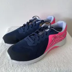 アシックスレーザービーム　24.5cm