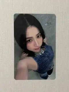 MOMOKA　モモカ　トレカ　HANA　Blue Jeans