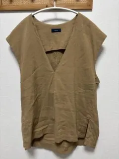 【美品】SHIPS リネン混 Vネックベスト ベージュ レイヤード ナチュラル