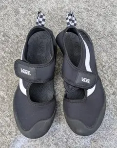 Item thumbnail for item 22ee4b1c-6535-4cbb-a16c-a3efd41fe334