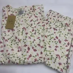 新品シビラ　パジャマL 定価16500のサムネイル