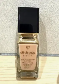 クレ・ド・ボーボーテ　タンフリュイドエクラナチュレル　オークル20