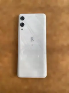 R スマートフォン ホワイト 約6インチのサムネイル