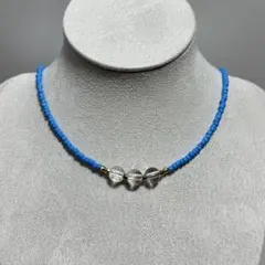 02.青いビーズとクリスタルのネックレス