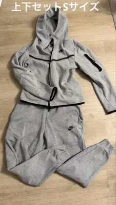 NIKE テックフリース　上下セット　Sサイズ　廃盤品
