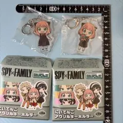 アーニャ アクリルキーホルダー