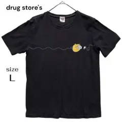 ドラッグストアーズ Tシャツ プリント ブタさん コンセント ブラック 黒 Lのサムネイル