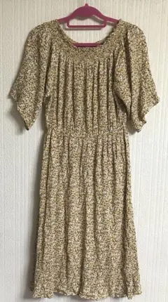 美品＊レイカズン　花柄ワンピース