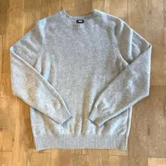 UNIQLO プレミアムラムクルーネックセーター　ライトグレー