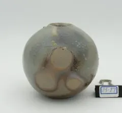 花器一輪挿し丸 備前焼き 特殊穴窯焼成 - メルカリ