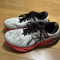 アシックス　ノバブラスト3 ASICS