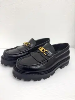 【極美品】CELINE トリオンフ ローファー 23.5 ブラックのサムネイル