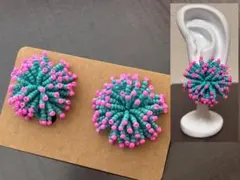 No.89 ハンドメイド　足長　つぶつぶビーズ　イヤリング　エメラルド　ピンク